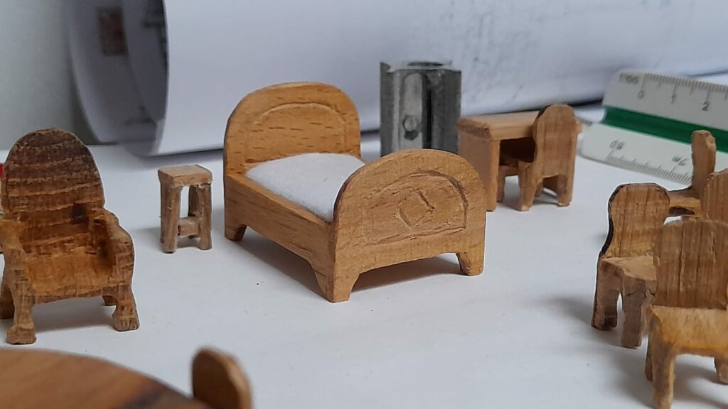 LE MOBILIER DU CHATEAU DE DOL